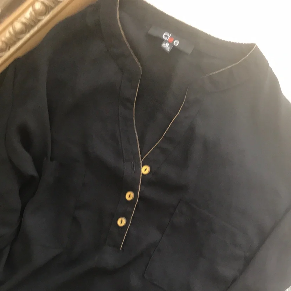 Black Button-Up Blouse - Picture 4 of 4